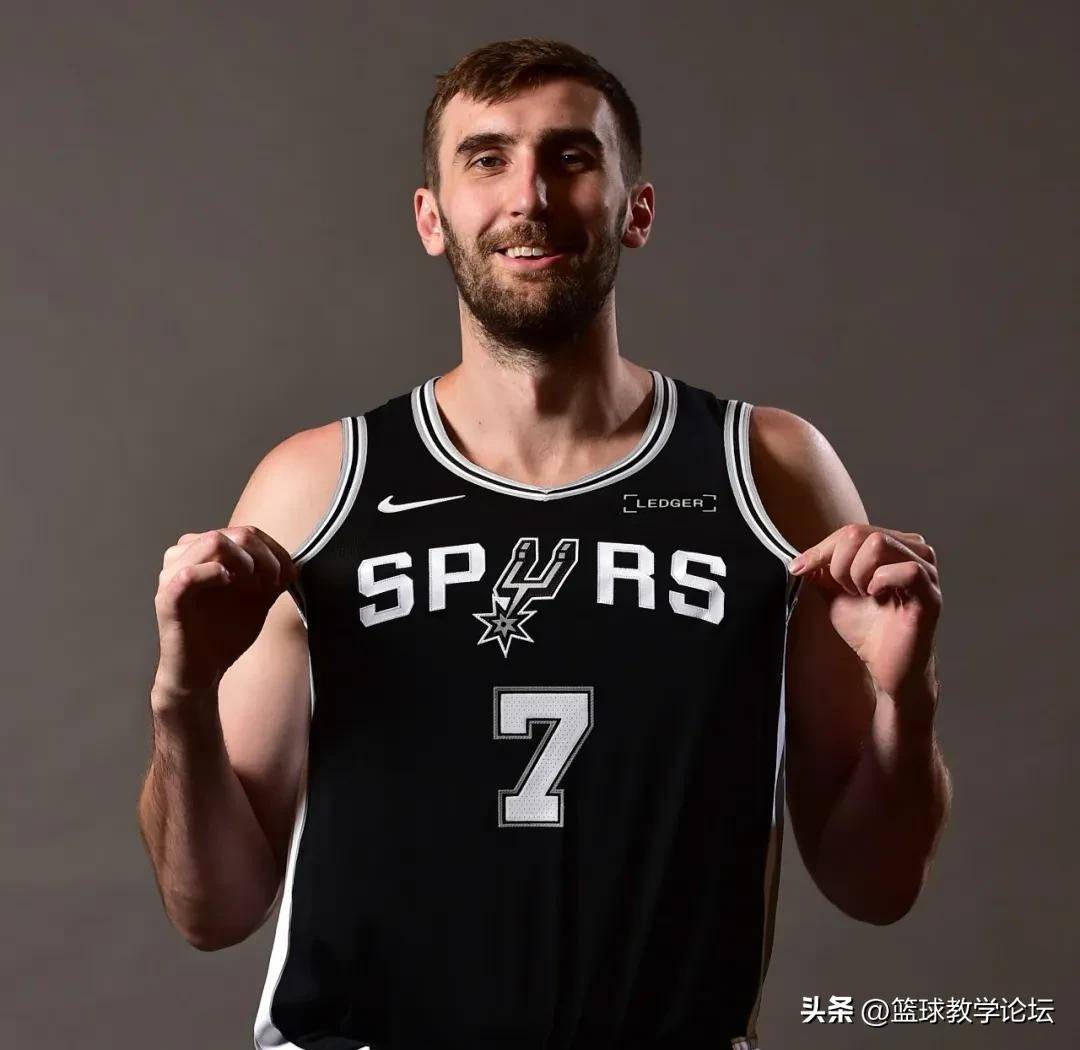 2换1！又一笔交易达成！库明加索要8200万大合同