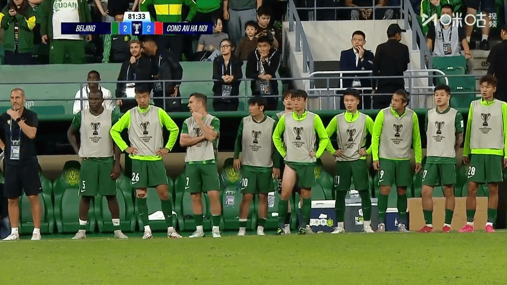 牛！“全华班”北京国安逼平8外援河内，球迷：越南冠军不过如此