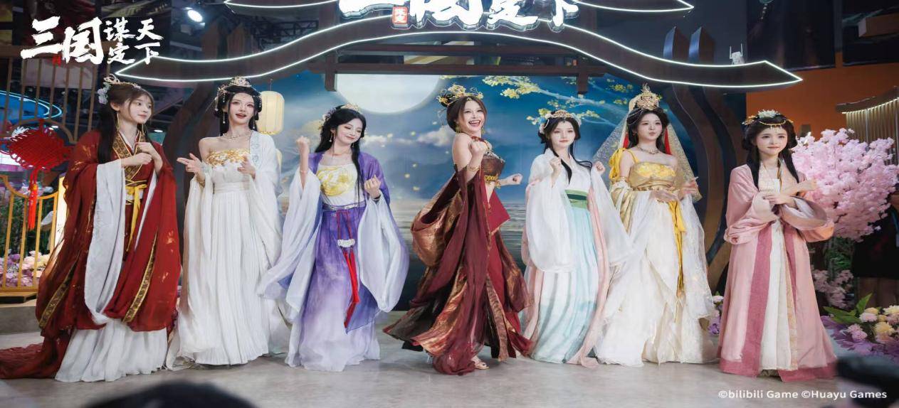 LOL转会像排兵布阵？这游戏教你策略的门道