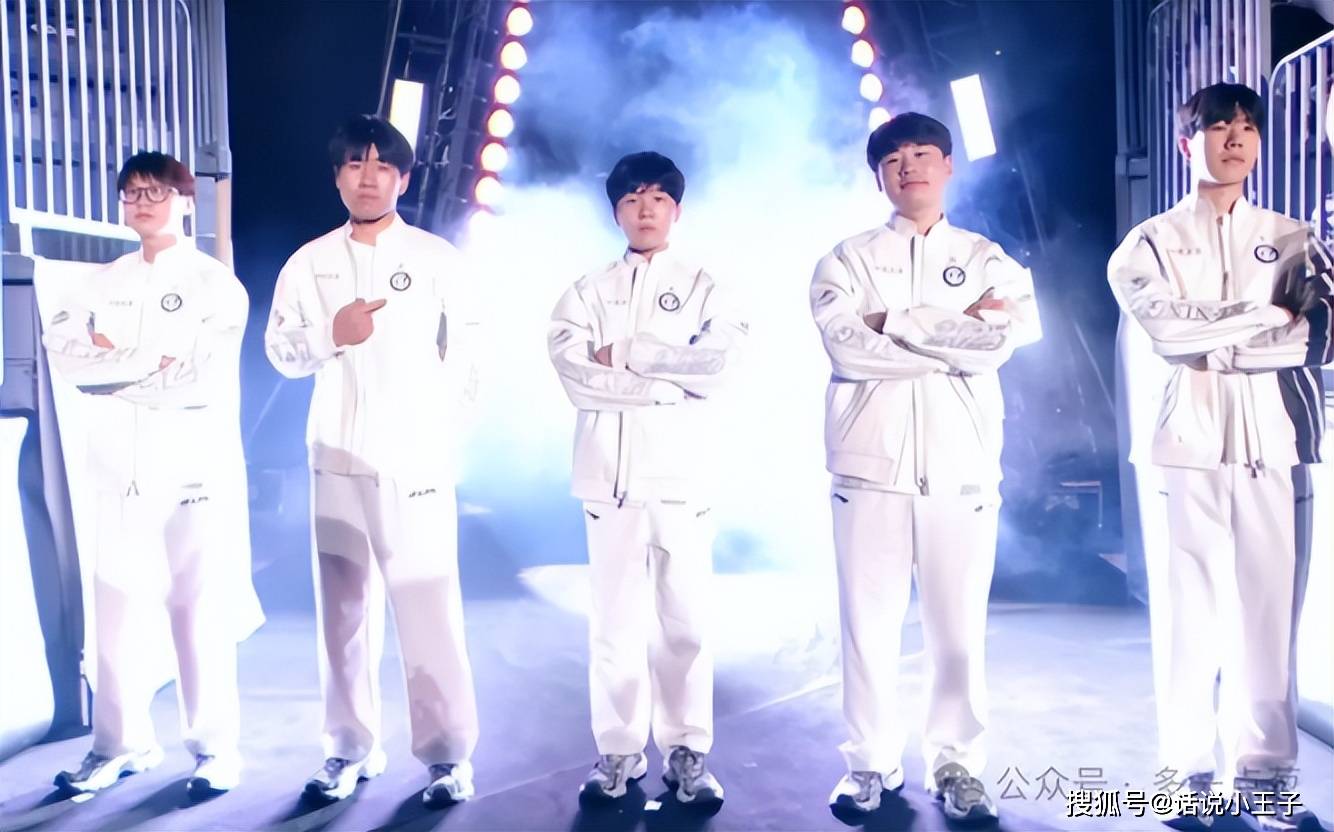 LCK训练赛都是骗人的？LPL有15人陪练团，不要和LCK打训练赛