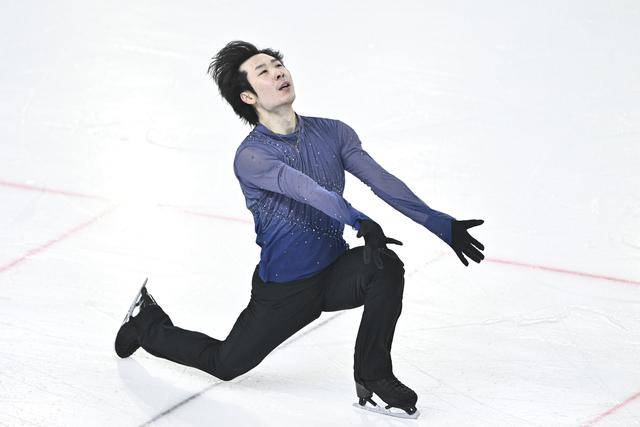 冬奥选拔赛金博洋(yáng)優(yōu)势明显 北京(jīng)“小花(huā)”女单突(tū)圍(wéi)