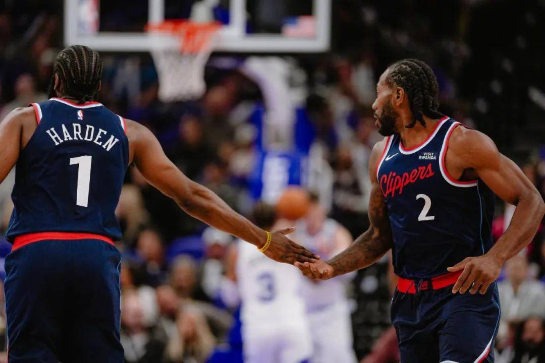 狂输37分！NBA最大冷门！休赛期总冠军翻船了